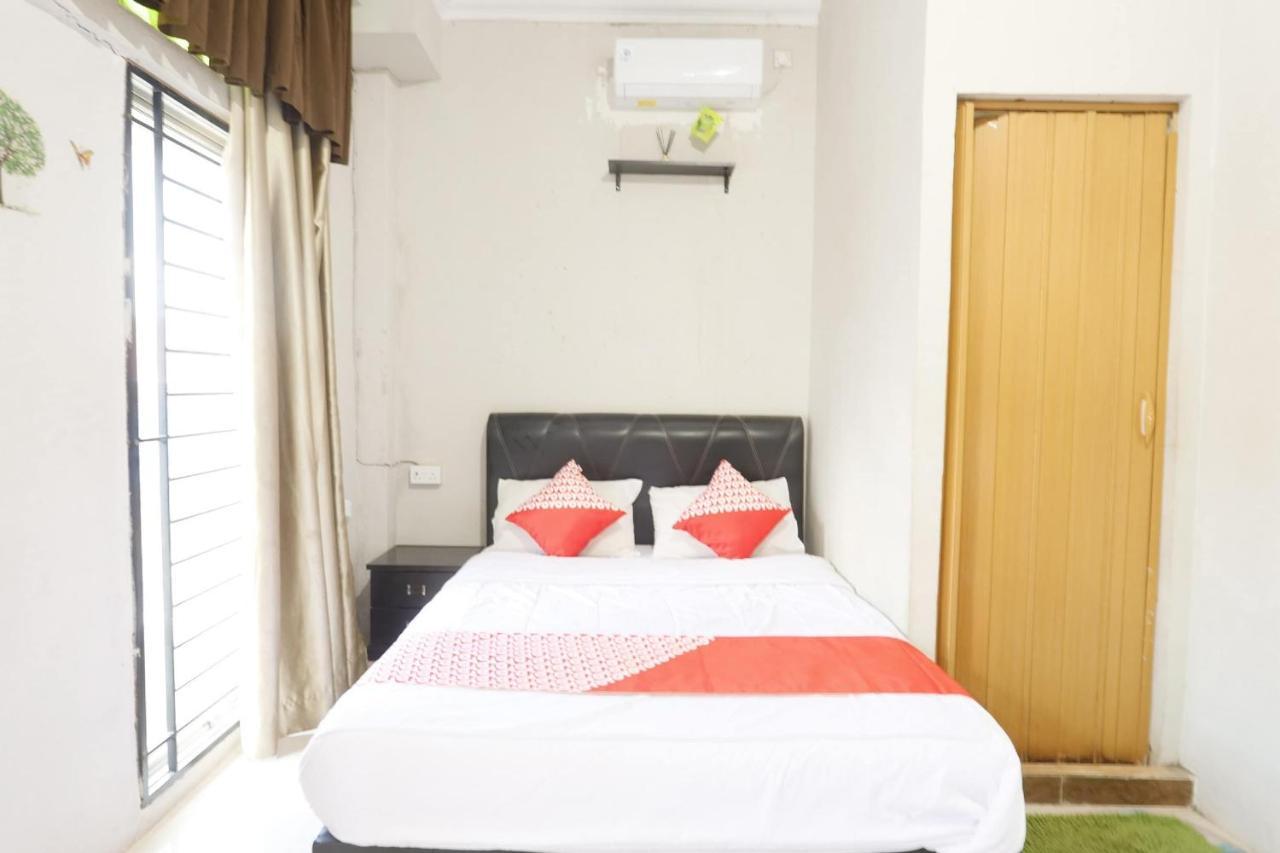 Oyo 92702 Minang Jaya Hotel Nagoya Eksteriør billede