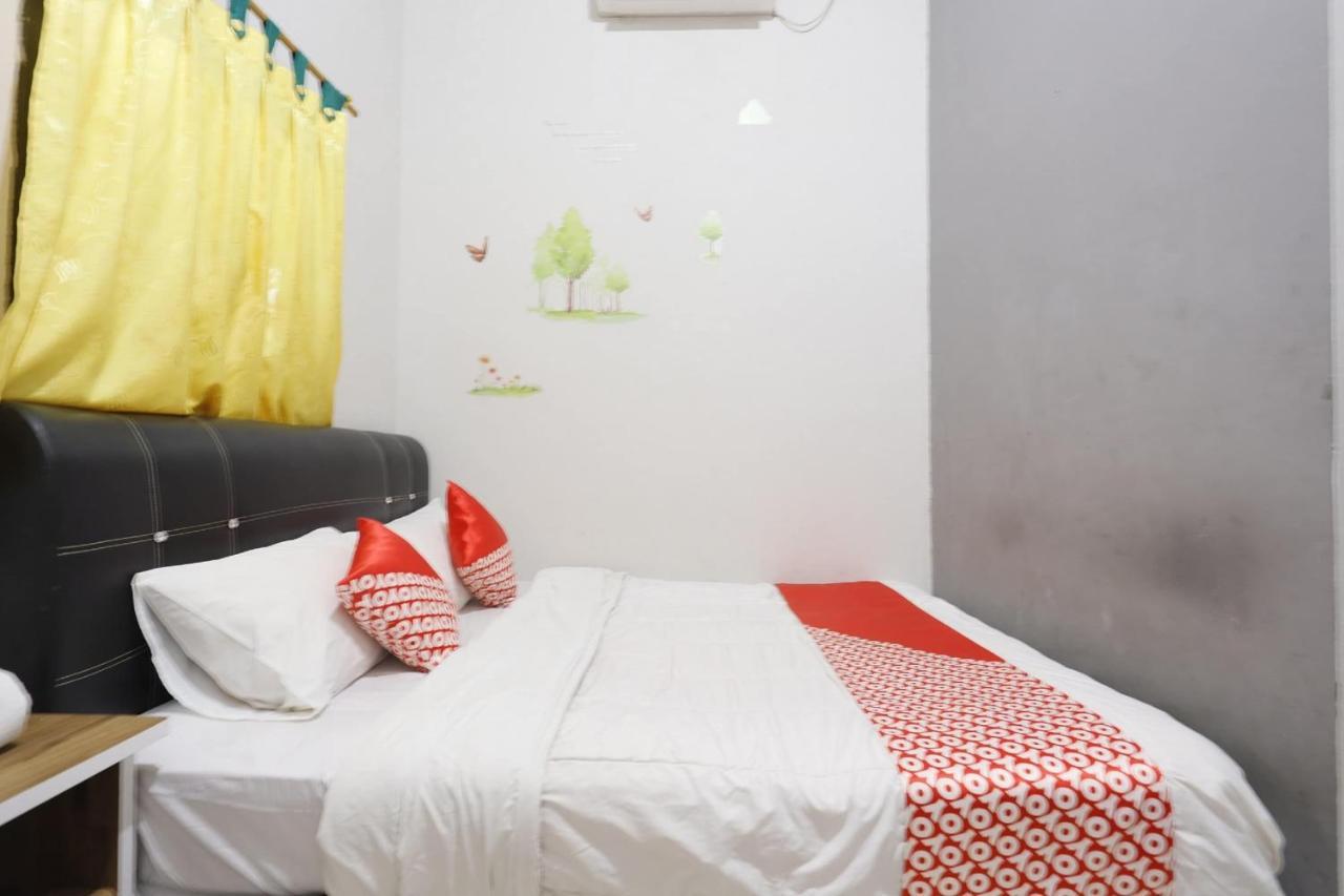 Oyo 92702 Minang Jaya Hotel Nagoya Eksteriør billede